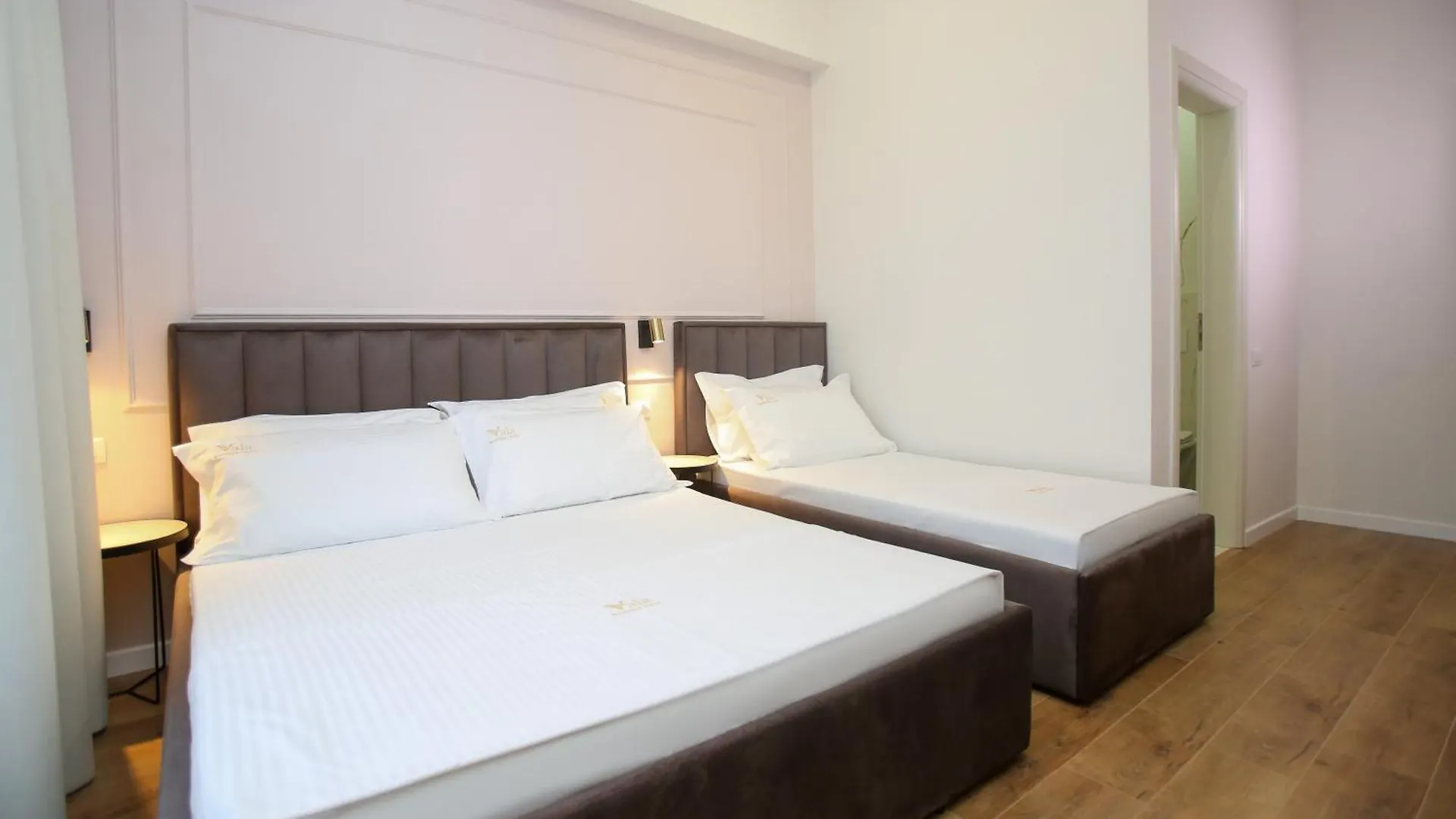 Vala Boutique Hotel Vlorë 4*,