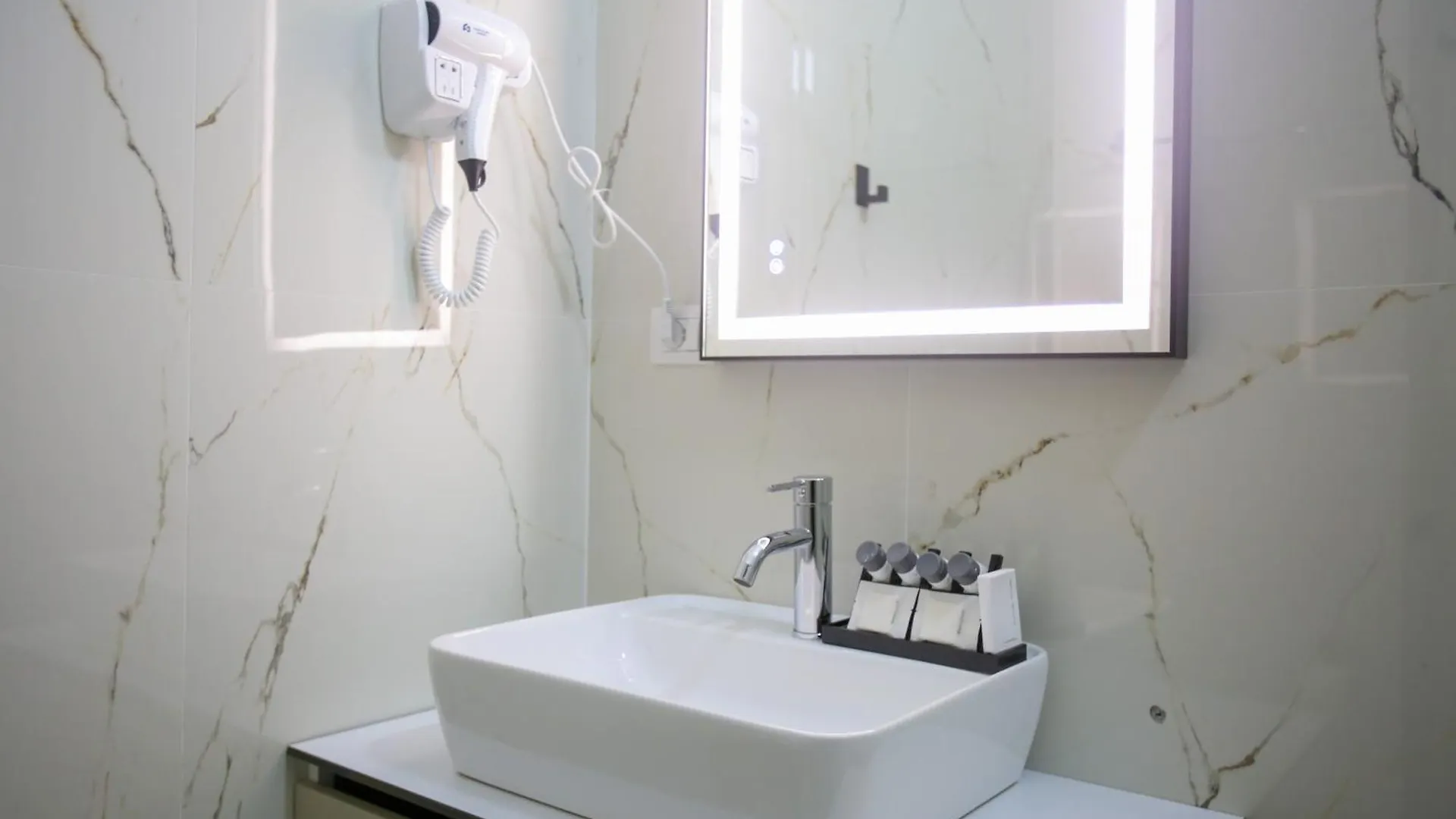 Vala Boutique Hotel Vlorë